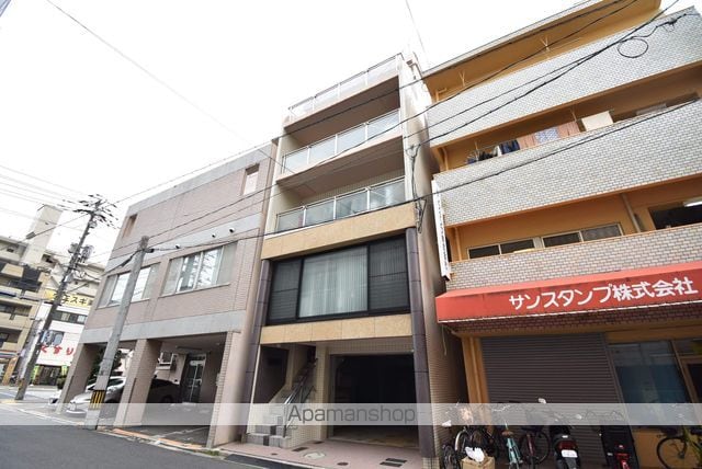 ロイヤル舟入の外観写真
