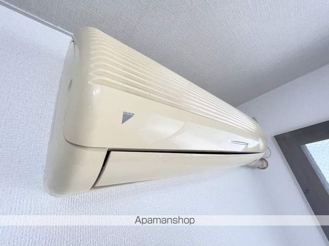コレクション関目弐番館の内装写真