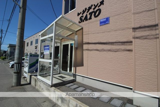 レジデンスSATOの玄関写真