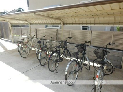 東京都国分寺市東恋ヶ窪２丁目[1LDK/31.56m2]の駐車場