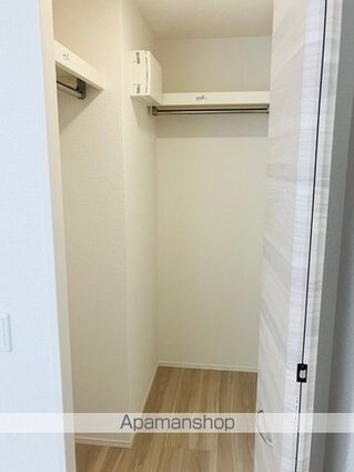 グランドメゾン城ケ丘[1K/30.03m2]の収納