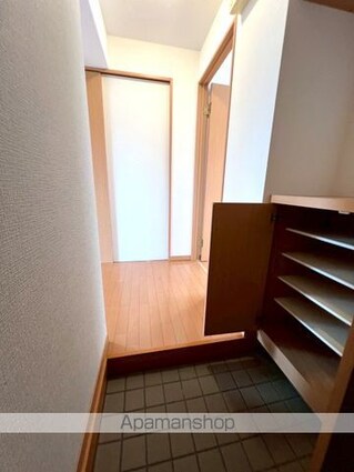 メゾン　リネット[1LDK/46.02m2]の玄関