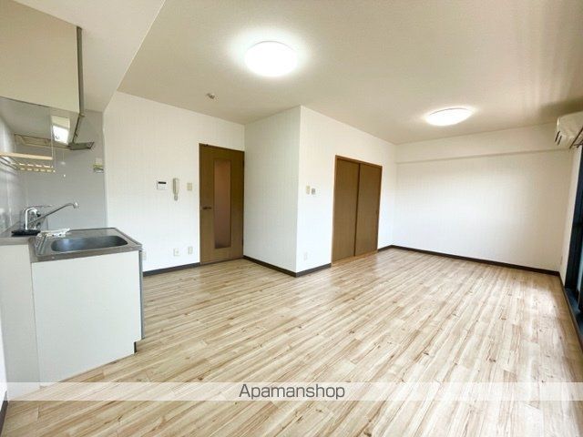 メゾンクレーネ弐番館の内装写真