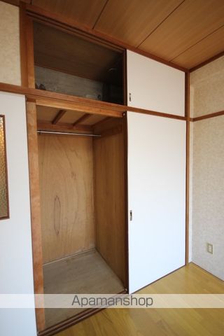 ヴェルセンチュリーの内装写真