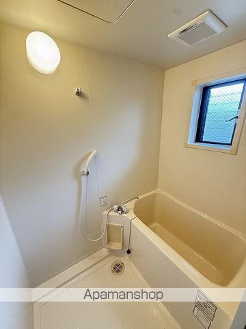 丸井ハイツ崎岡の内装写真