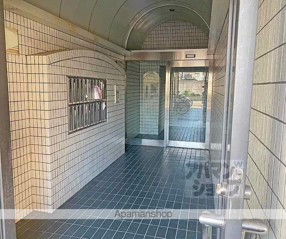 メゾンブランシュの玄関写真