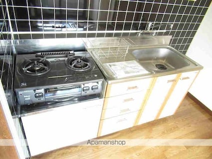 岩手県盛岡市中央通１丁目[1R/28m2]のキッチン