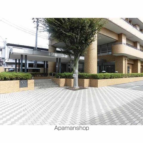 朝日プラザ本町の外観写真