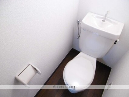 ホワイトキャッスル南小泉１２番館[1K/22.3m2]のトイレ