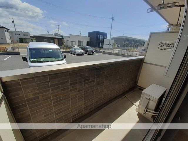 サイド ライス フィールドIIの内装写真