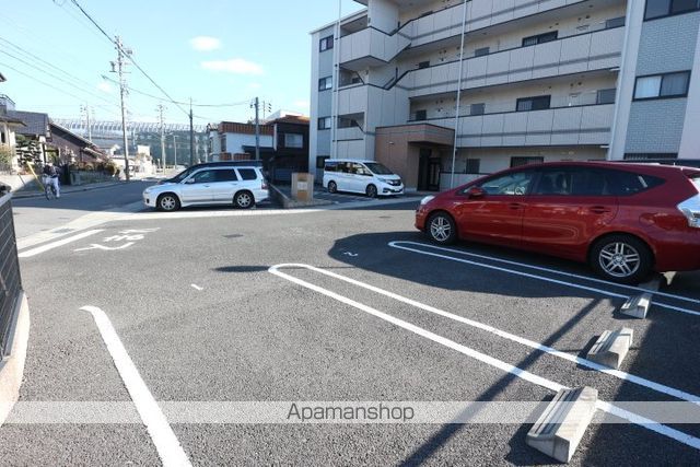フォレストスクエア シバタの外観写真