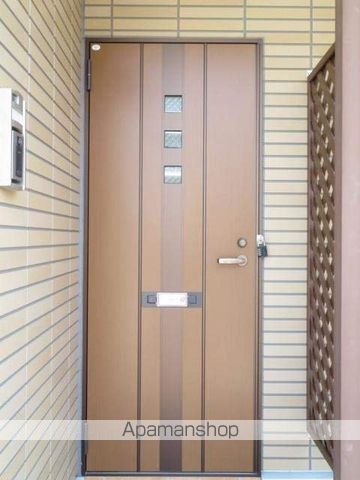 エルハーベン加茂宮Aの玄関写真