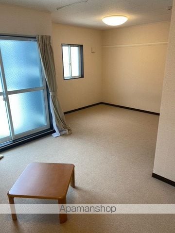 レオネクストJINの内装写真