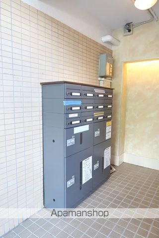 藤が丘 パレスの玄関写真