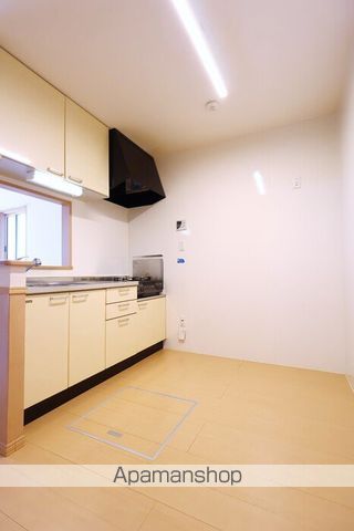 リビングタウン山本 B棟の内装写真