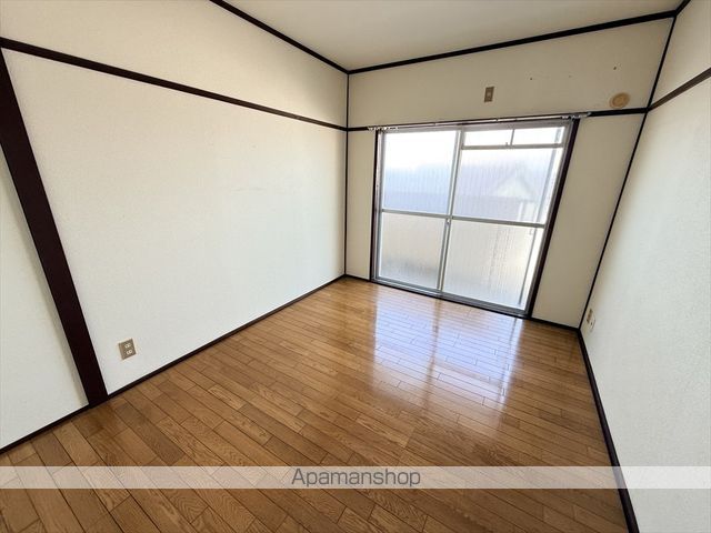 茜屋マンションの内装写真