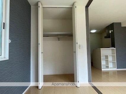 ポルト・イースト[1LDK/33.39m2]の収納