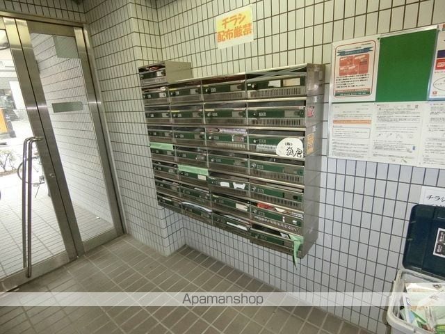 第26クリスタルマンションの玄関写真
