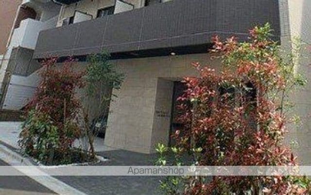 リテラス森下の玄関写真