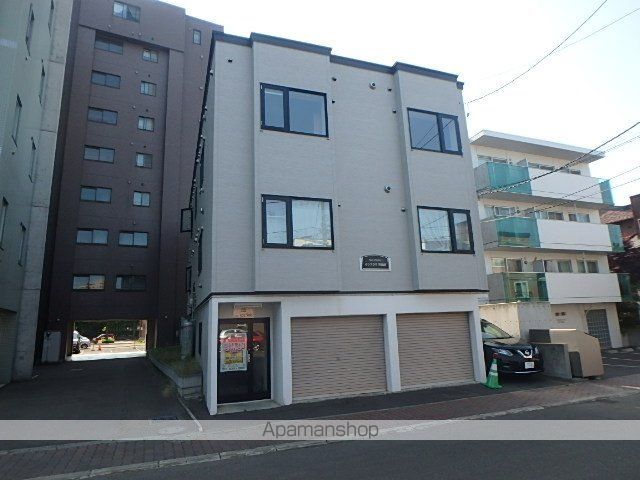 サンフラワ学園前の外観写真