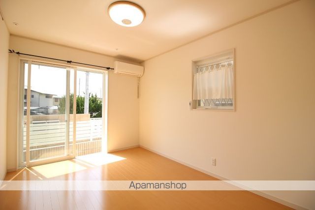 SHINY FLOWERの内装写真