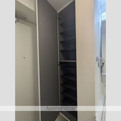 エルファーロ三軒茶屋Ⅱ[1K/20.69m2]の玄関