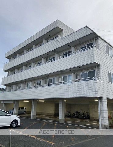 ロイヤルカーサ海老名の外観写真