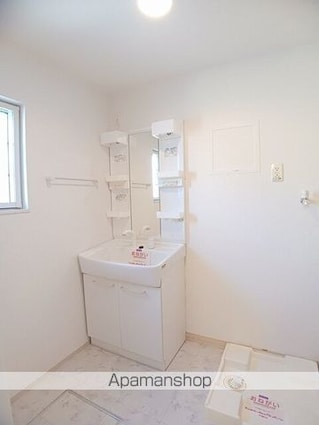 広島県福山市新涯町２丁目[2LDK/66.77m2]の洗面所