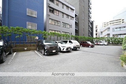 東京都渋谷区代々木２丁目[1R/22.85m2]の駐車場