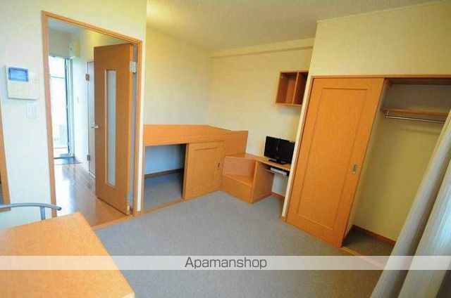 レオパレスディアコート中島の内装写真