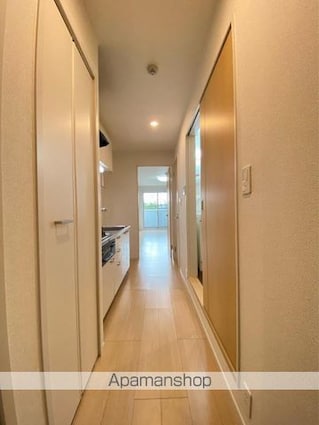 フォルシュ・ヴェーラⅣ[1K/30.46m2]の玄関