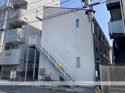 サンシャイン鶴見[1R/17.3m2]の外観1