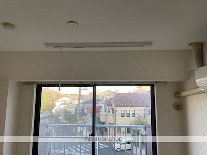 カレッジハイツ稲毛[1R/18.56m2]のリビング・居間