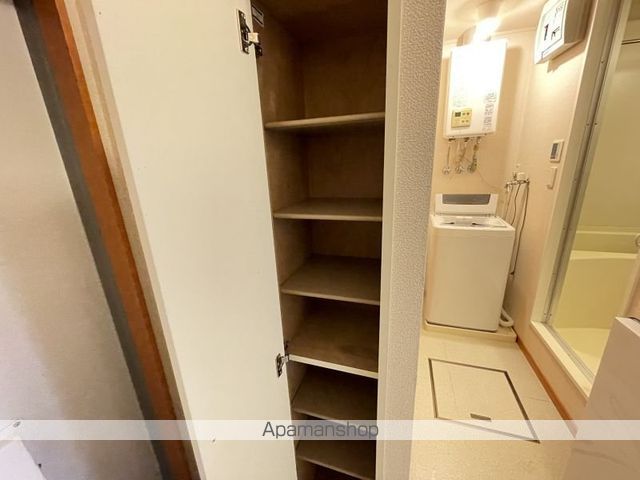 レオパレス西波止場の内装写真