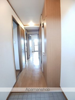 メルヴェイュ・ロジュマン[2LDK/56.95m2]の玄関