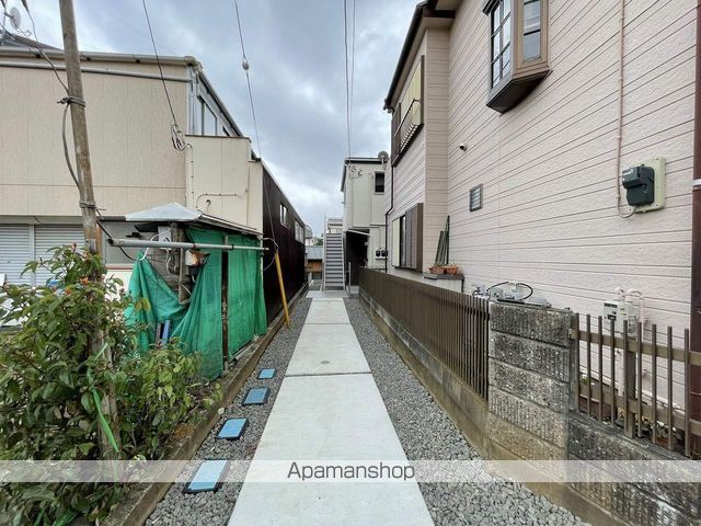 ビオラ長後の玄関写真
