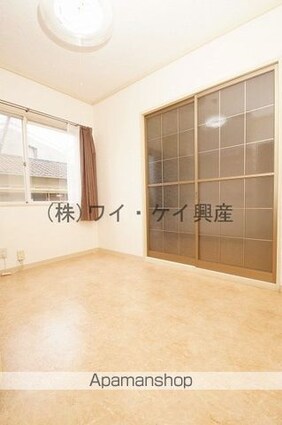 岡山県倉敷市玉島阿賀崎２丁目[3DK/51.34m2]のリビング・居間