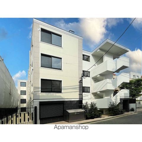 エルファーロ三軒茶屋IIの玄関写真