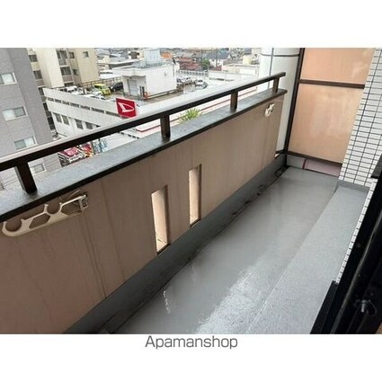 ＸーＯＶＥＲ２１覚王山[1LDK/33.39m2]のバルコニー