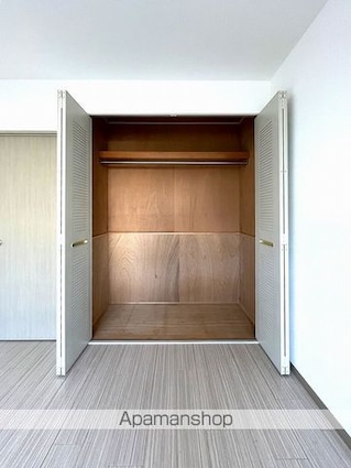 パレス・ファンテーヌ[1LDK/40.6m2]の収納