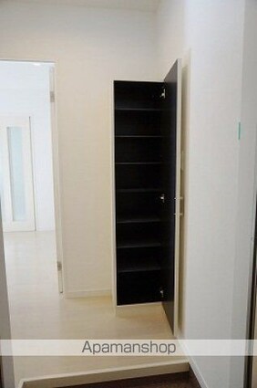 Ｇｒａｎｄｔｉｃ　ｅｓｐｏｉｒ[1LDK/30.76m2]の玄関