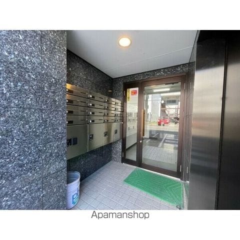 プレイズ菊水の玄関写真