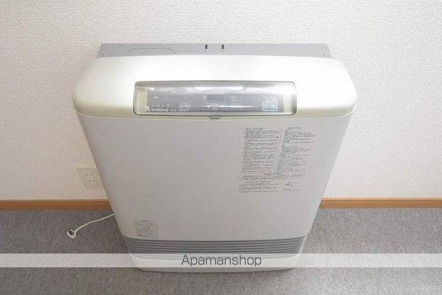 レオパレス東月寒の内装写真