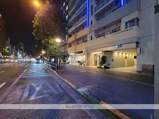 ロイジェントパークス四ツ谷の外観写真
