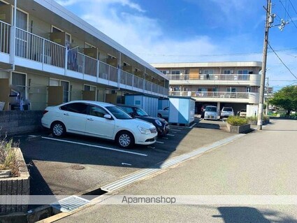 レオパレス土佐町[1K/23.18m2]の駐車場