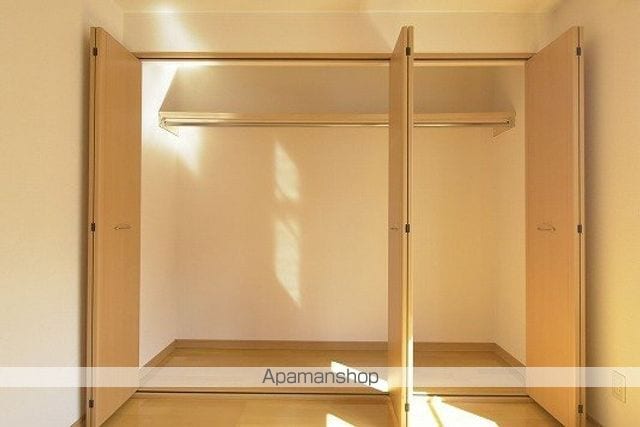 ブリシャールの内装写真