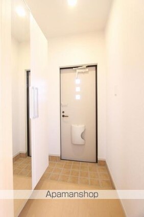 香川県高松市小村町[1LDK/45.77m2]の玄関