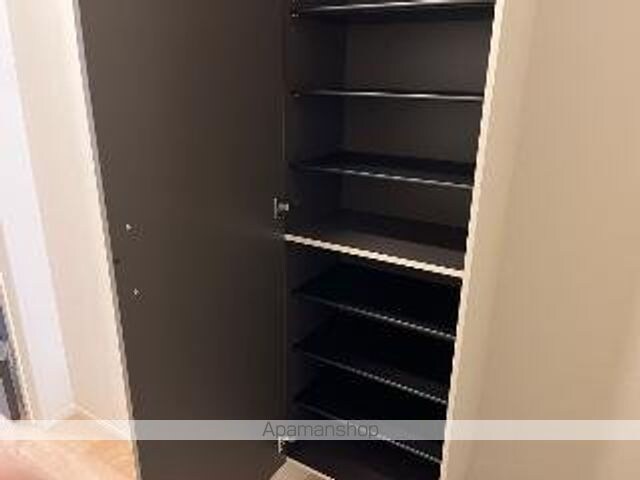 トレアティック島内[1LDK/42.15m2]の収納
