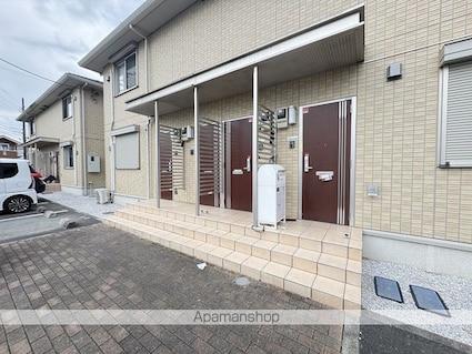 ファヴォーレⅠⅡⅢ　Ⅱ[2LDK/61.69m2]のエントランス