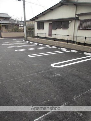 グランソレイユＨＭⅠ[1LDK/44.15m2]の駐車場2